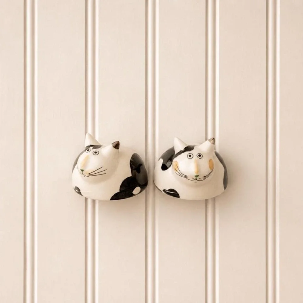 Vintage Cat Salt and Pepper Shaker Set